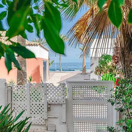 Townhouse Parque Santiago 2 דירה *